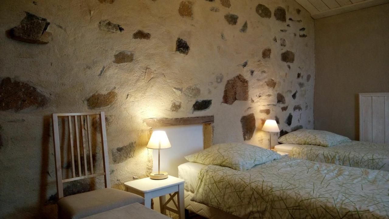 La Pierre Folle Chambres D'Hotes Κλυνύ Εξωτερικό φωτογραφία