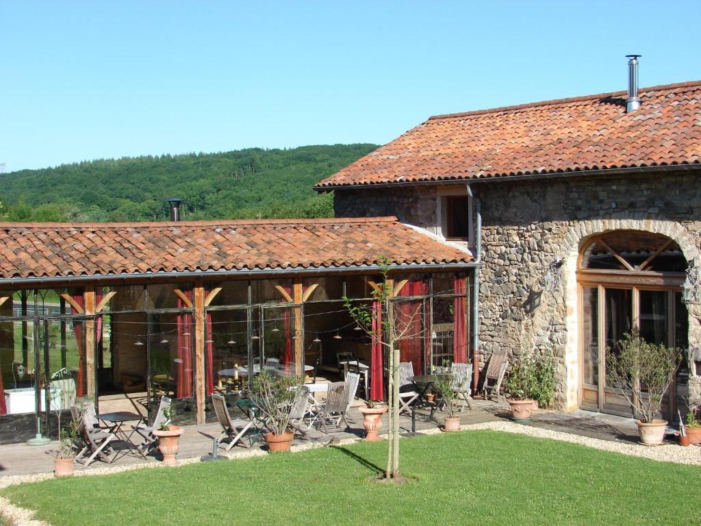 La Pierre Folle Chambres D'Hotes Κλυνύ Εξωτερικό φωτογραφία